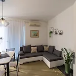 Apartamento Apartman Nadia