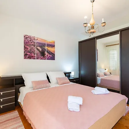 Apartman Nadia 아파트 *
